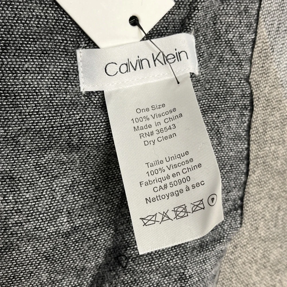 Calvin Klein‎ Blanket Scarf Shawl Wrap Gray Black Logo Fringe Classic Neutral